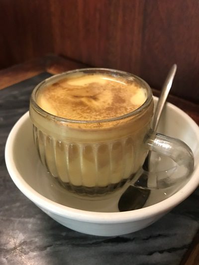エッグコーヒー発祥の店