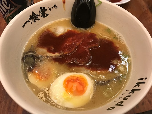 ジャカルタで人気のラーメン屋