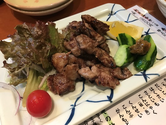 人気の居酒屋「天草」の隣にある兄弟店
