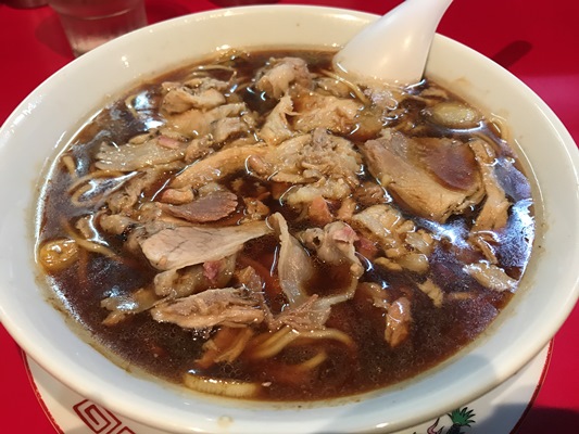 京都の新福菜館のスープを東北人の口に合うように改良した中華そば