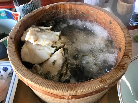 男鹿の郷土料理「石焼鍋」