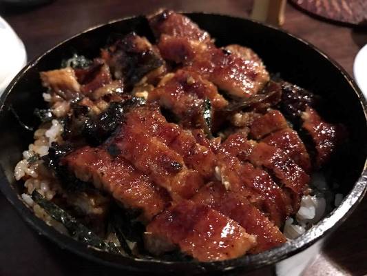 ひつまぶし発祥のお店の１つ