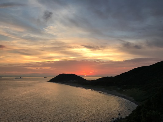 四つ葉のクローバー発祥の地の伊良湖岬での夕日