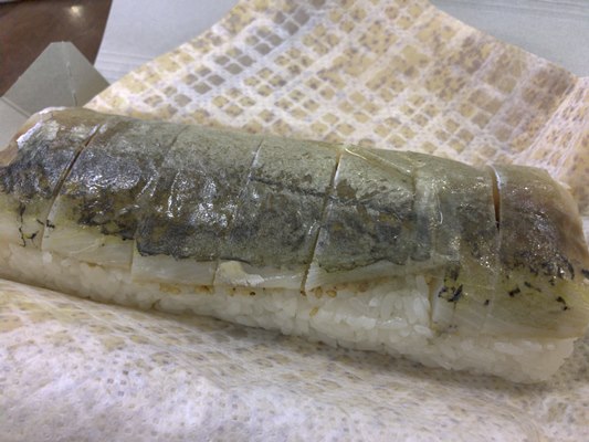 「関あじ棒すし」と宇佐市のとんかつ屋の「ヒレカツサンド」