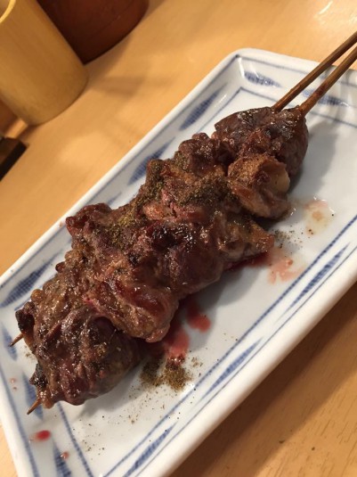 フランス産の鳩や東京軍鶏が食べられる大衆焼き鳥屋