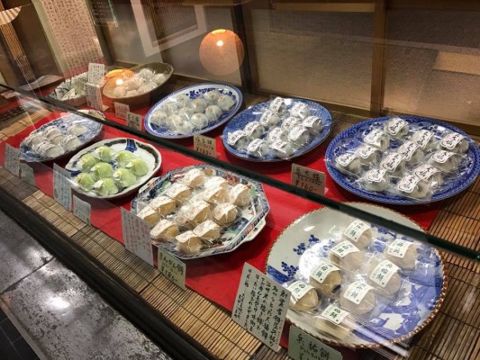 創業250年を超える大津の老舗饅頭屋