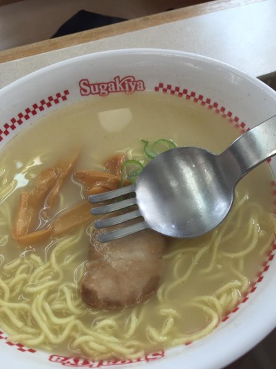 名古屋人のソウルフードのスガキヤのラーメンとクリームぜんざい