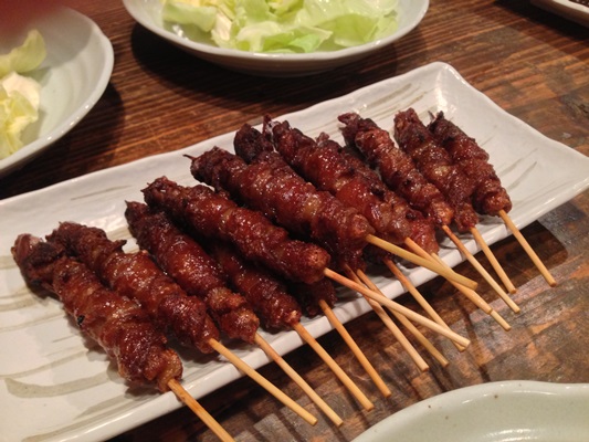 6日かけて仕上げる福岡の「とり皮」（福岡食べ歩き）