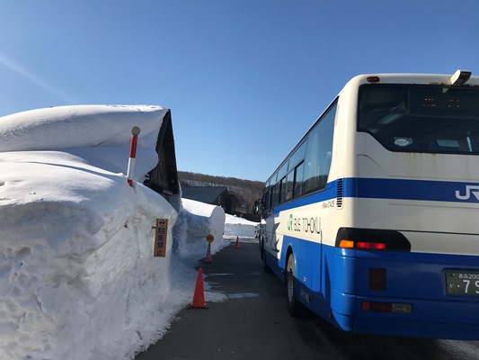 八戸駅から青森駅に、そして酸ヶ湯温泉に