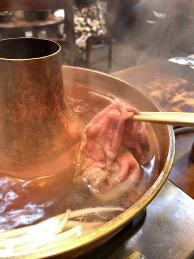 しゃぶしゃぶの元祖「牛肉のすすぎ鍋」を鳥取で