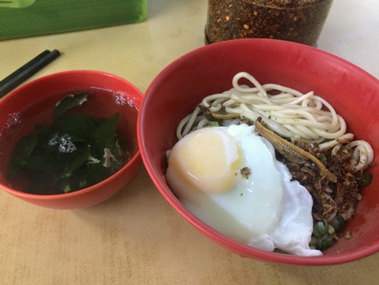 自家製麺のピリ辛和え麺のチリパンミー