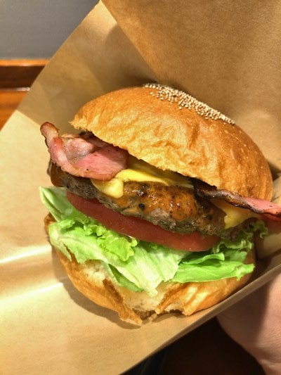 函館の本格的な絶品ハンバーガー