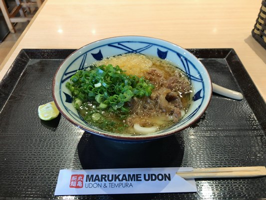 人生初の丸亀うどんはベトナムで