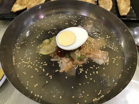 ホーチミンの７区の美味しい韓国冷麺