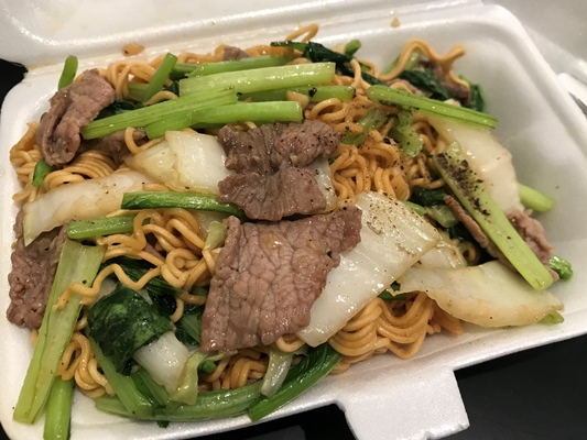 私がホーチミンで一番お勧めする焼きそば