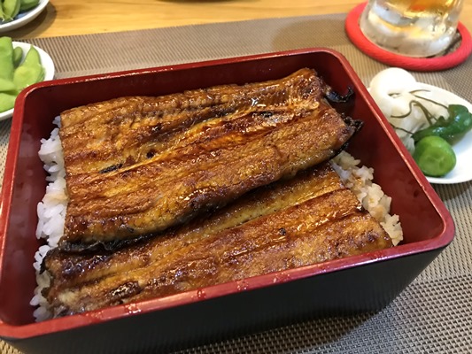 ベトナム産の鰻を使った本格的なうな重