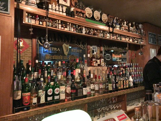 銀座のバーがルーツの富山の老舗バー