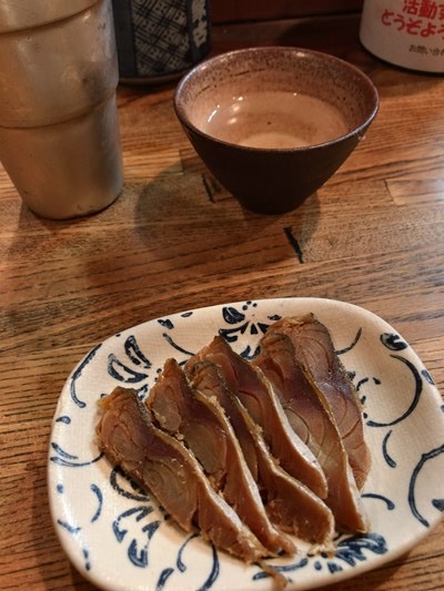 敦賀のおでん屋で食べた絶品の「へしこ」