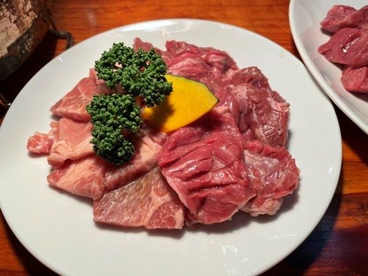 やんばるの島豚を七輪焼きで