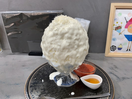 宮崎県産の甘いトマトを使用した絶品のかき氷
