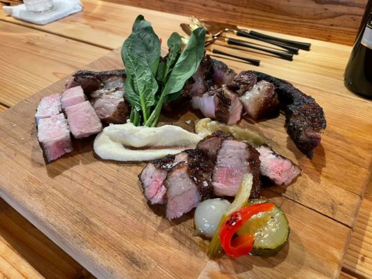 浦添市屋富祖にある名前のない会員制の熟成肉のお店