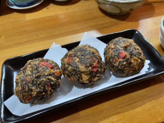 沖永良部で食べた絶品のもずくのかき揚げ