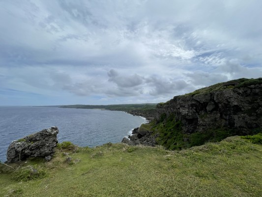 沖永良部島の北西部にある断崖絶壁の田皆岬