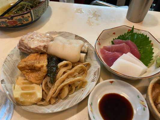 奄美のおふくろの味を味わえるお店