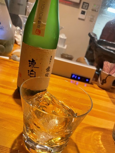 富田酒造場の富田さんのテイスティングルームで至福のひと時