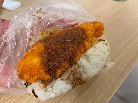 石垣島のB級グルメ「オニササ」発祥の店