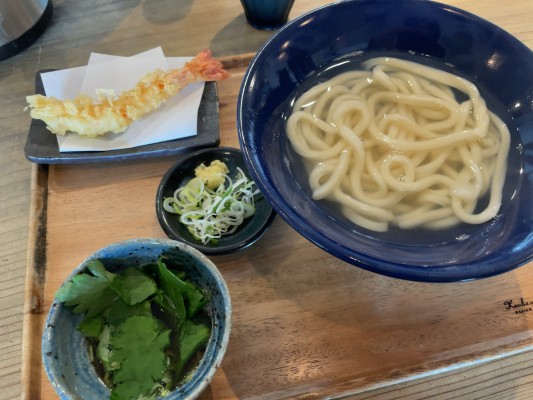 沖縄で初うどん
