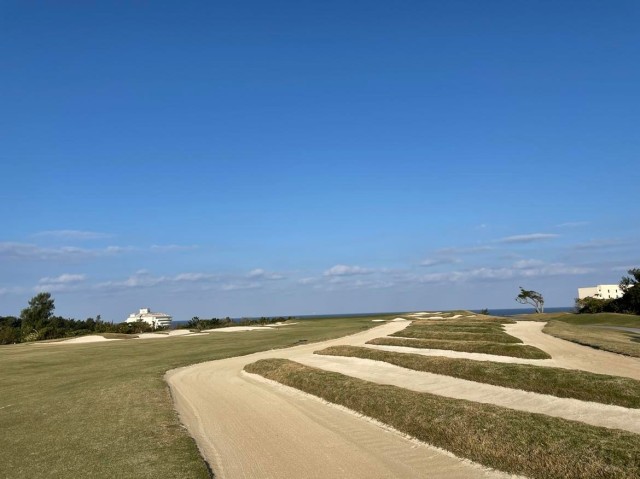 e!Golf「ゴルフ旅のススメ」第８・９回の沖縄本島北部編が掲載されました