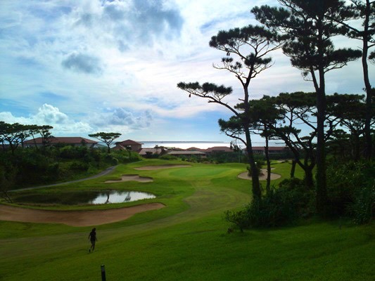 e!Golf「ゴルフ旅のススメ」第12回の石垣島・小浜島が掲載されました