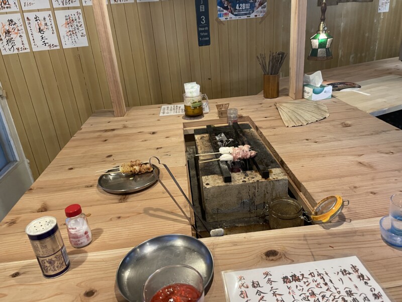 屋富祖の「名前のない会員制熟成肉のお店」が新しく始めた「誰でも入れる立ち飲み屋」