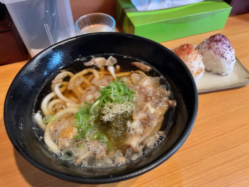 大阪名物「かすうどん」は南河内が発祥？