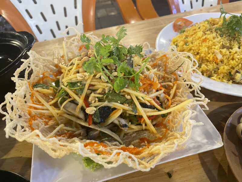 ブンタウのバーテンダーオススメの美味しい貝料理屋