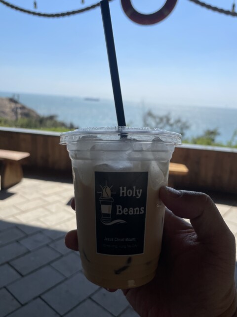 ブンタウの海を見ながらベトナムコーヒー