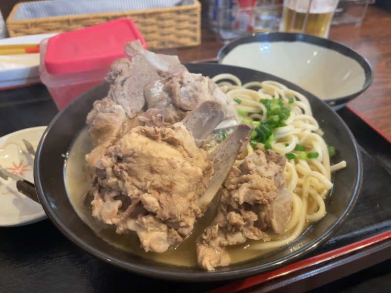 太平通り商店街の朝から飲める食堂