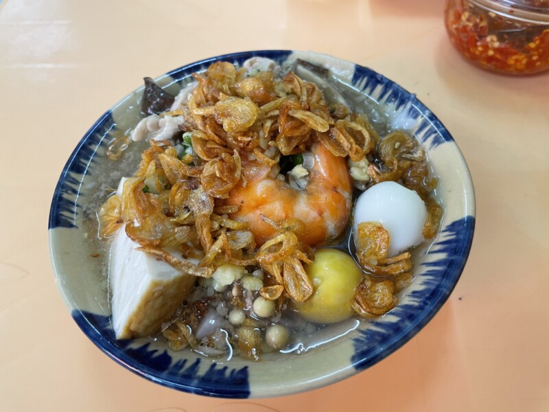 ベトナムのお雑煮、バインドゥックノン