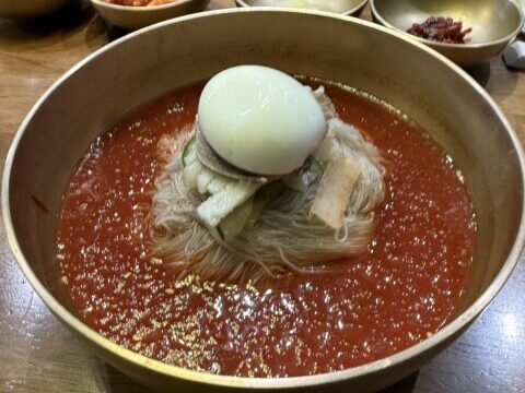 ベトナムNo.1の韓国冷麺が更新。新王者はタオディエンの冷麺店！