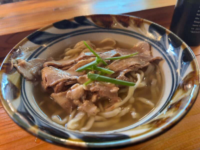 屋富祖の変態料理人がプロデュースした久茂地の隠れ家沖縄そば屋