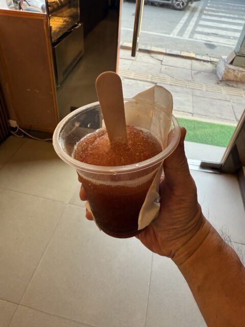 インドのかき氷のGola（Chuski）